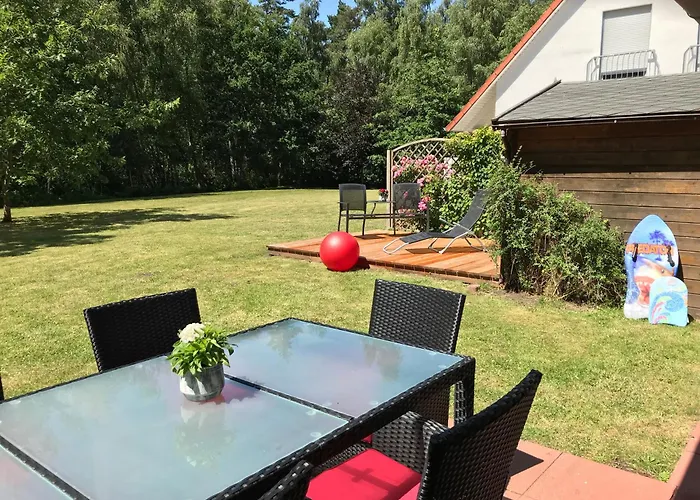 Semesterbostad Schwalbennest Zingst